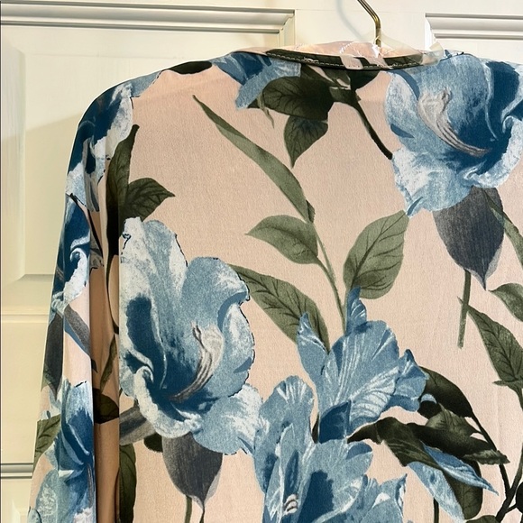 Janette Plus USA Floral Long Sleeve Wrap Midi Dress with Tie Front - Size 1X - Picture 11 of 16